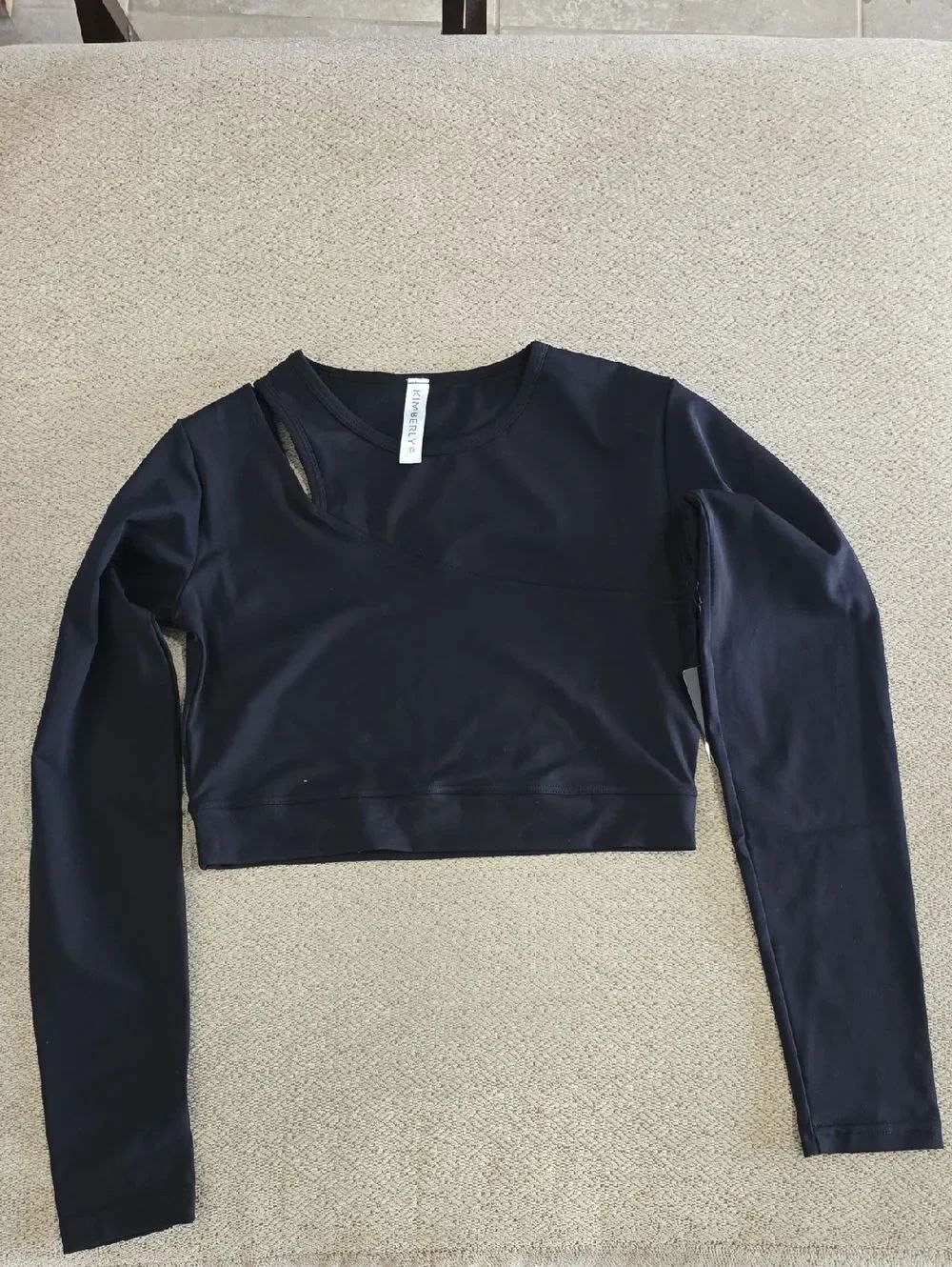 Kimberly C Black Long Sleeve Athletic Crop Top - Size Large